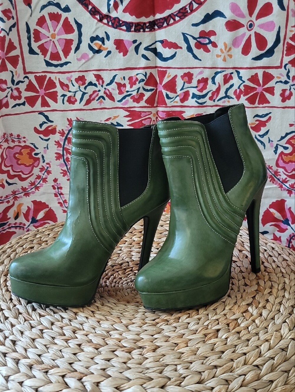 Chinese Laundry Retro Green Whimsgoth Leather Platform Stiletto Ankle Boots